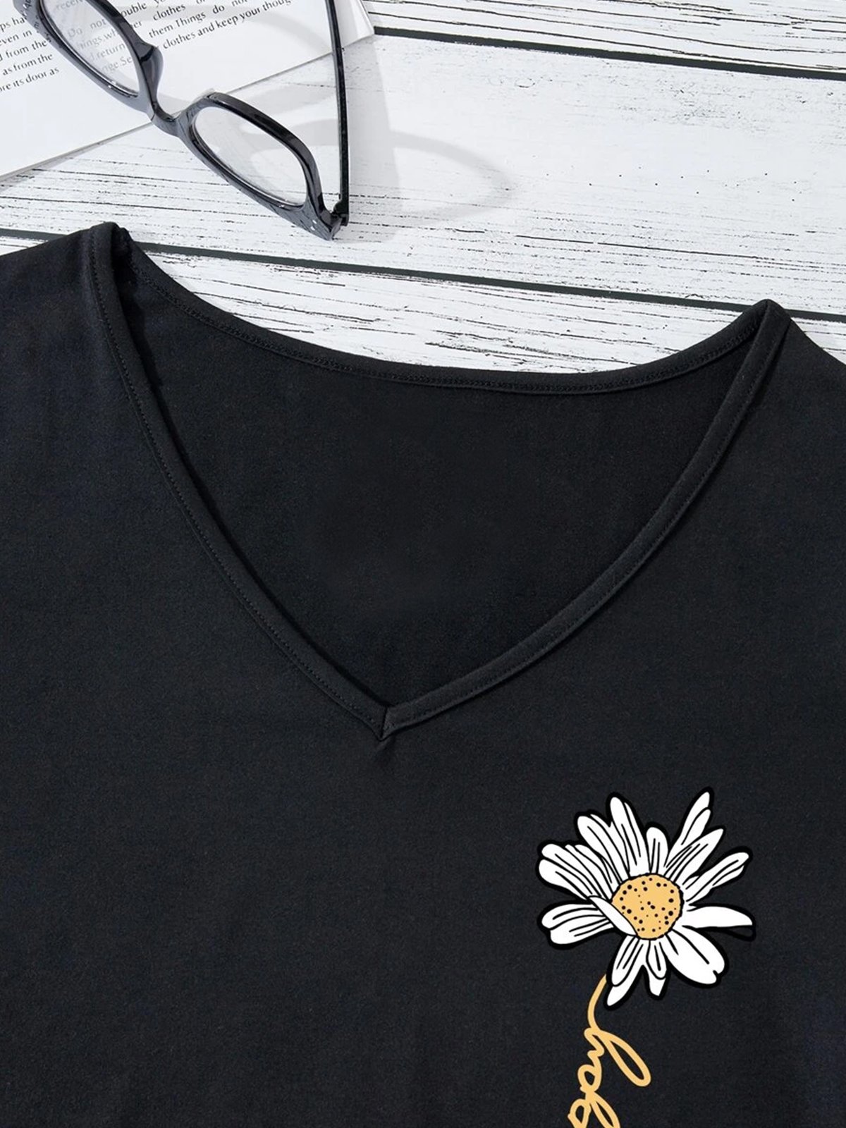 V-Ausschnitt Gänseblümchen Buchstabe & Blumenmuster Lässig T-Shirt