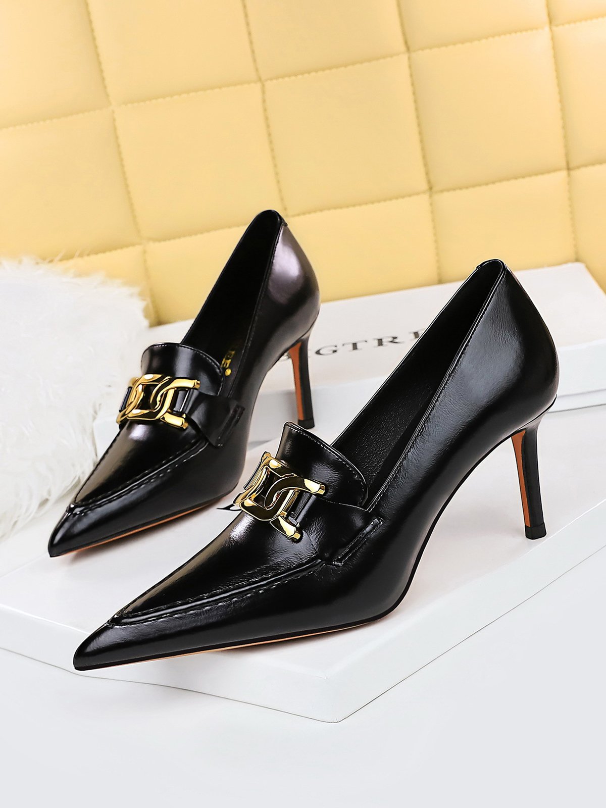 Damen Metall Dekor Pendeln Spitz Stiletto-Absatz Halbschuhe