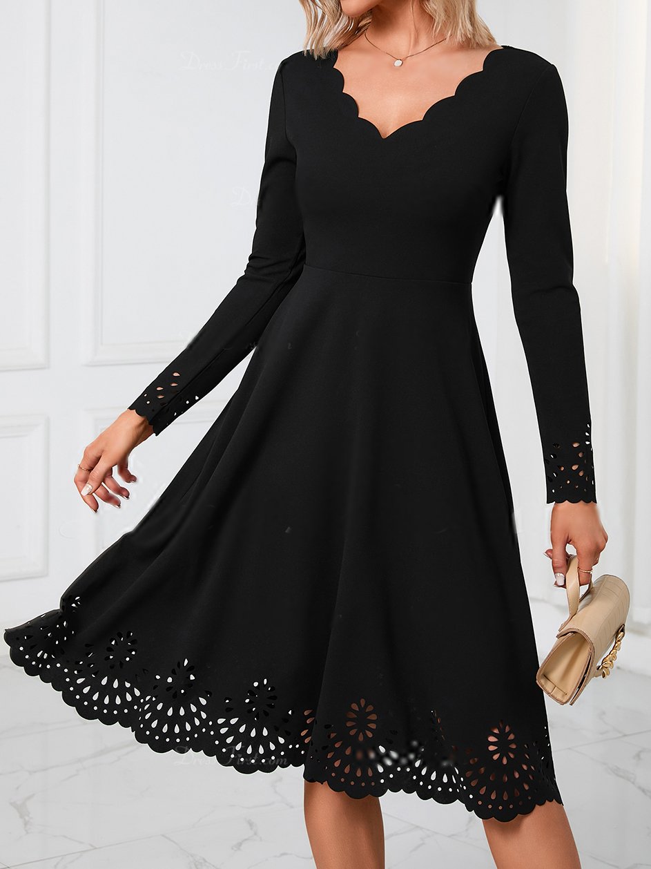 Devore Einfach Regelmäßige Passform Spitze Ausschnitt Wenig Schwarz Kleid