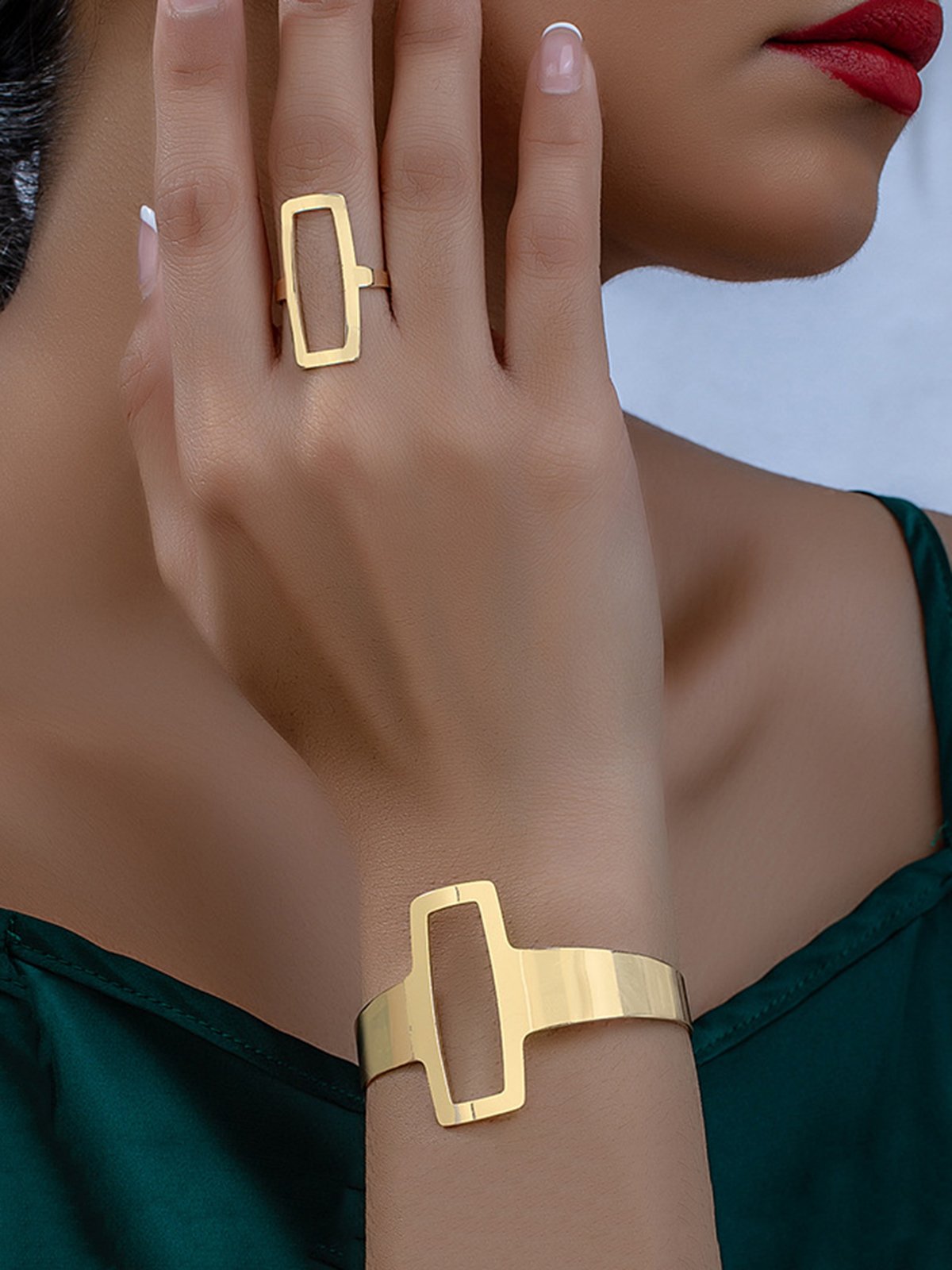 2 Stück/Set minimalistisch Geometrisch Irregulär Ausgehöhlt Quadrat Armreif und Ring Kombination