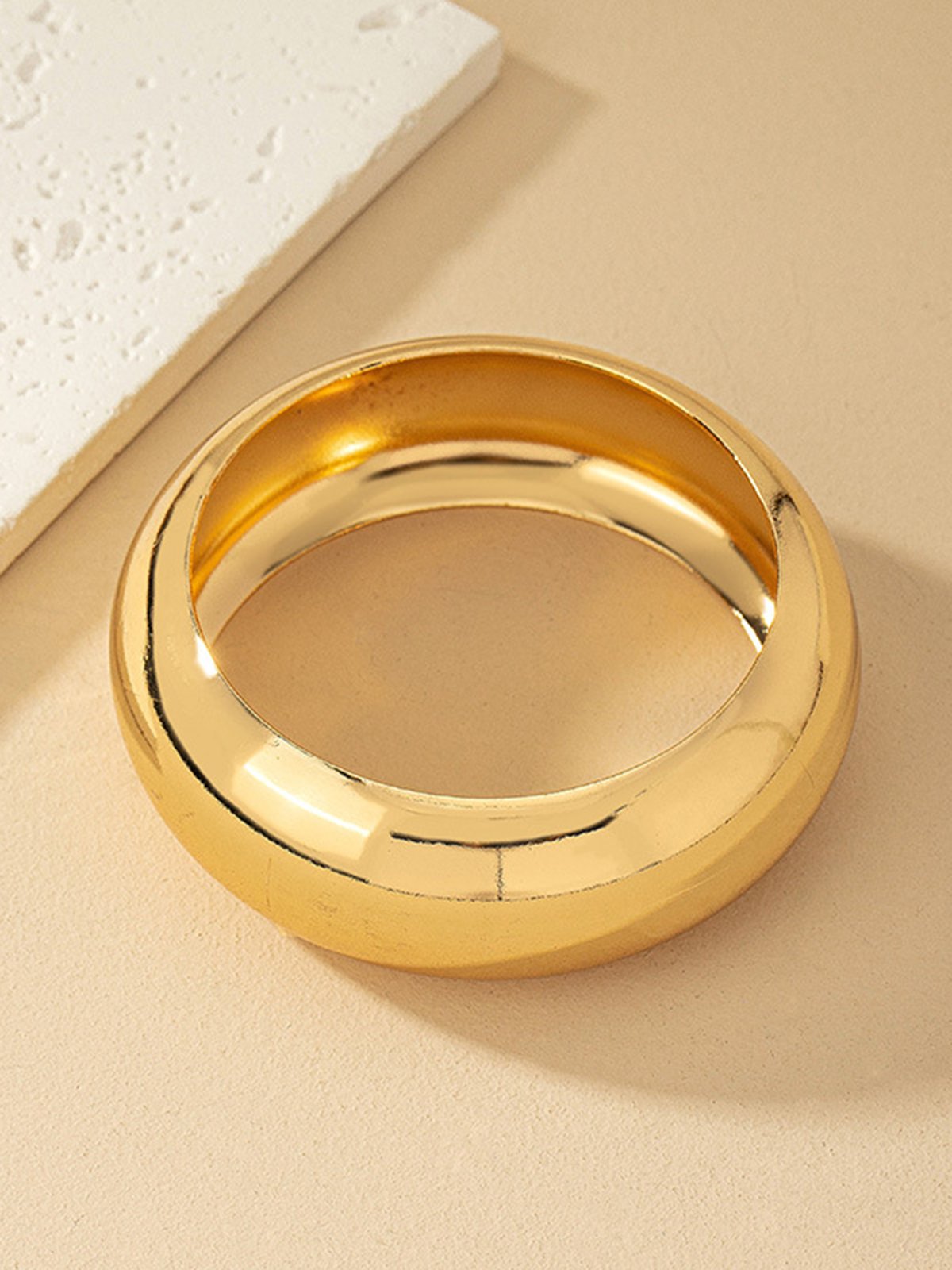 minimalistisch Metall Armreif