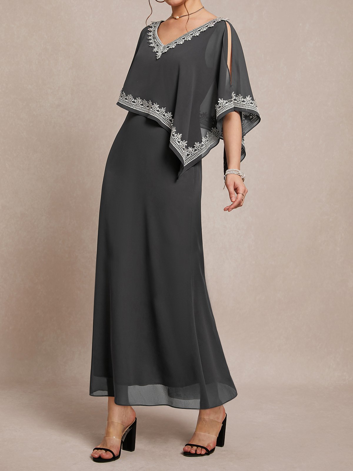 Irregulär Handwerkskunst Elegant Chiffon V-Ausschnitt Kleid