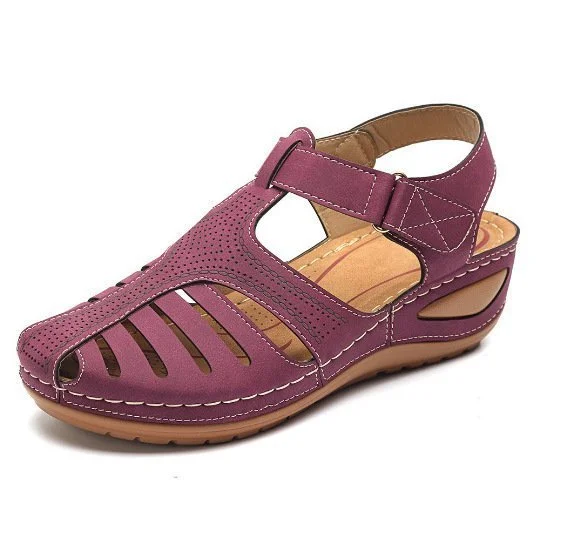 Retro Baotou Pantolette für Damen Sommer Neu Loch Schuhe Dicker Boden Rund Keilabsatz Tintenfisch Pantolette