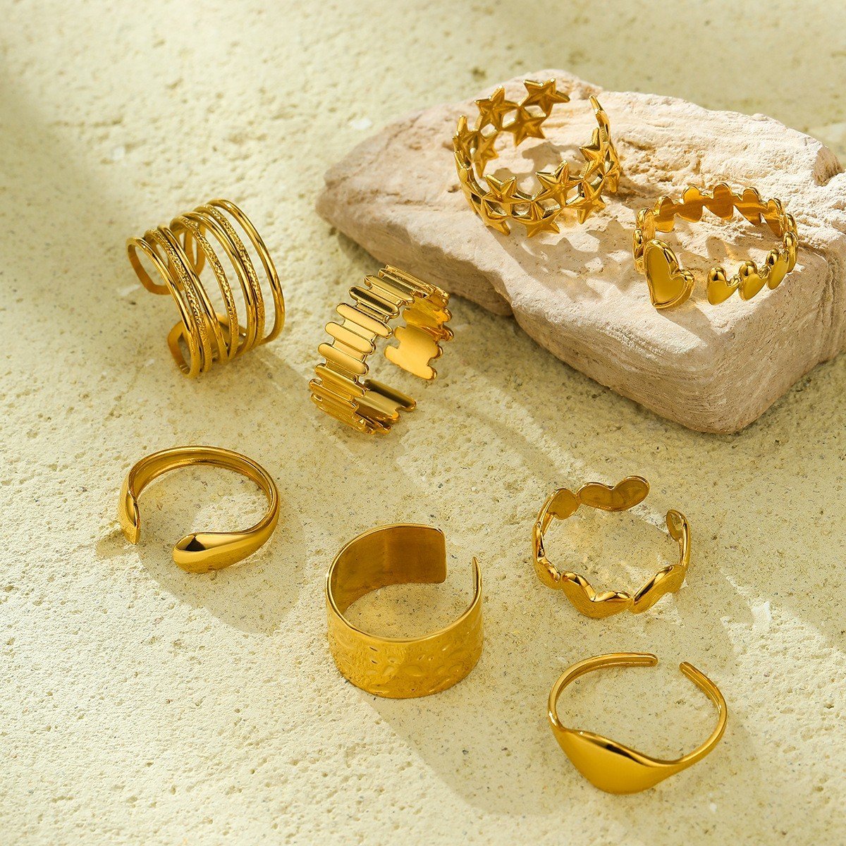 europäisch und amerikanisch ins kalt Stil 18k Golden Geometrisch Irregulär Titan Stahl Ring tut Nicht verblassen All-Match hochgradige Öffnen Edelstahl Galvanisiert Ring