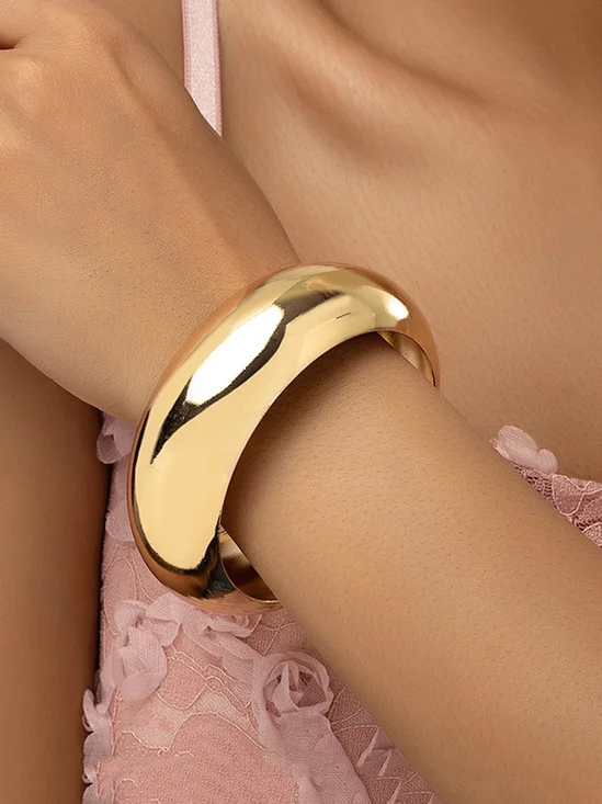 minimalistisch Metall Armreif