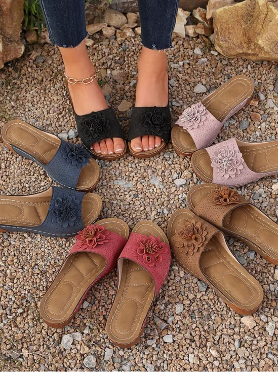 Sommer Damen Outdoor Keilabsatz Dreidimensional Rutschfest Blume Pantoletten Damen Pantolette Strand Pantoletten