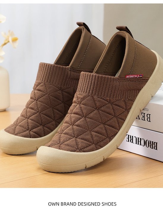 Alle Jahreszeiten Textil Unifarben Flach Flyknit Slip-On Bequem Flach Schuhe für Mütter Mit Weich Sohlen