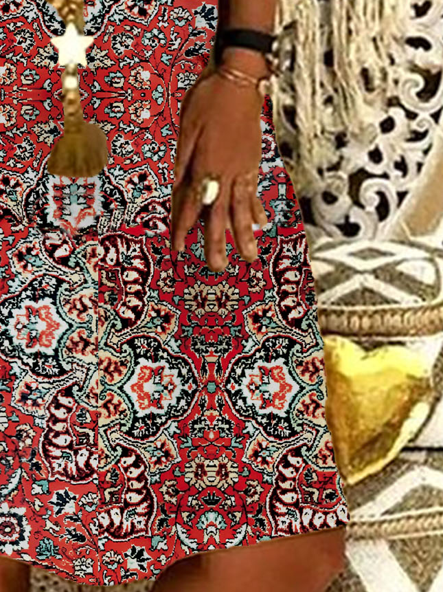 Frau Urlaub Böhmisch Rundhals Kleid