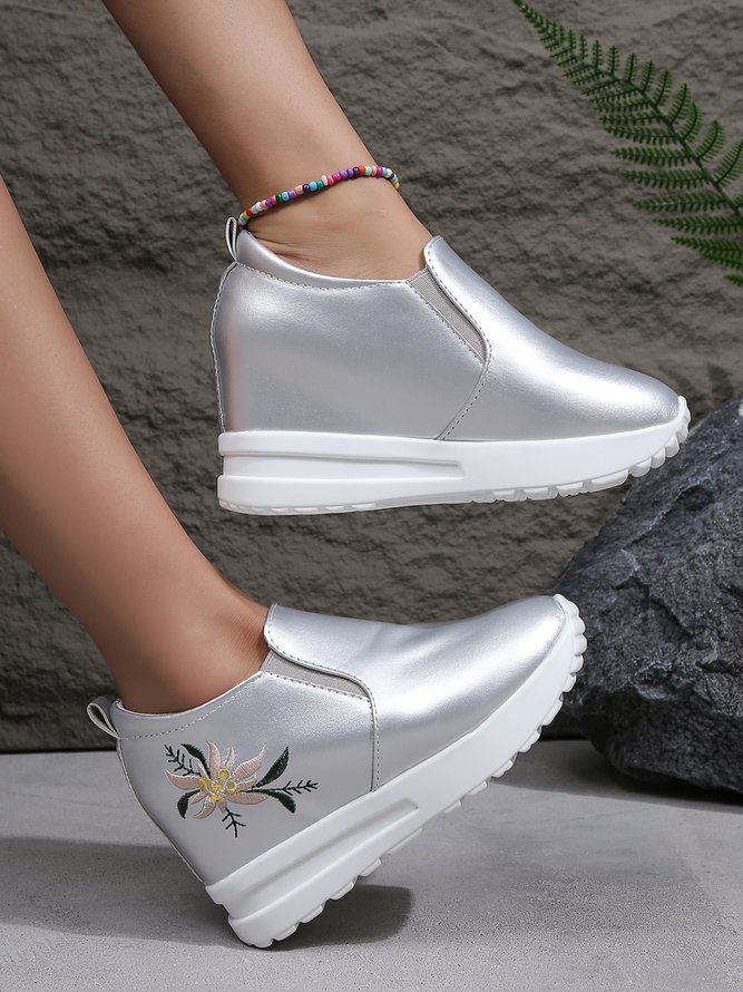 Lässig Geblümt Stickerei Slip On Innerhalb Schuhe